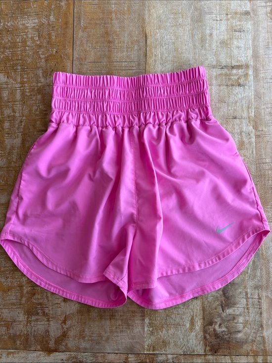 Nike Pants - Nike Women’s Pink Elastic-Waist Athletic Shorts size S